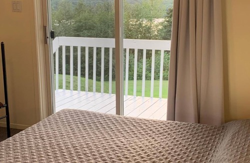 Lac-Bouchette Hotel | Auberge Motel Panorama
