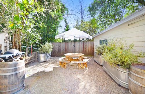 Sonoma House | Auberge Sonoma South Suite - Includes Wine Tasting Passport