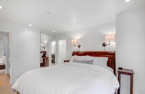 Sonoma House | Auberge Sonoma South Suite - Includes Wine Tasting Passport