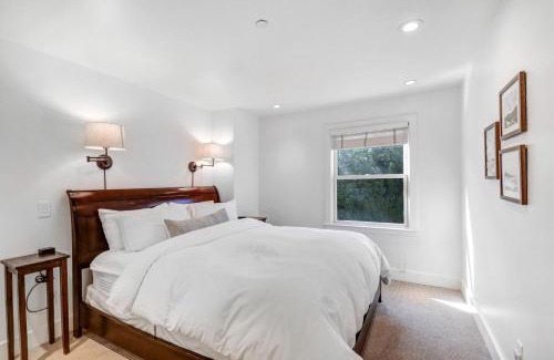Sonoma House | Auberge Sonoma South Suite - Includes Wine Tasting Passport