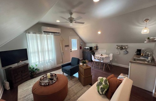 Auburn Apartment | Aubie's Oasis