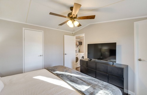 Era House | Aubrey Getaway Near Lake Ray Roberts!