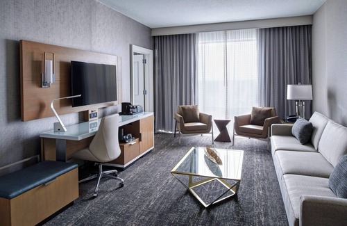 Pontiac Hotel | Auburn Hills Marriott Pontiac