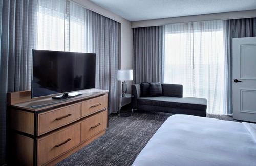 Pontiac Hotel | Auburn Hills Marriott Pontiac