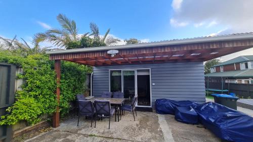 Mount Eden House | Auckland Urban Escape - Central, Connected & Comfy
