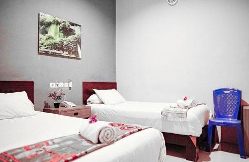 Darmo Hotel | Audah Syariah Residence Mitra RedDoorz