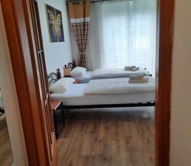 Haunstetten-Siebenbrunn Apartment | Augsburg!Möblierte Appartment!