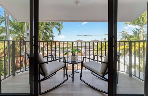 Olympia Heights House | August and September Sale! Private Pool, Grill, Near Coral Gables & MIA Airport