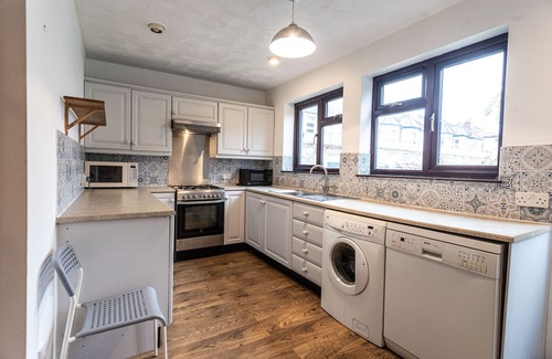 Hanham Apartment | August Discount - Long Stay - Contractors