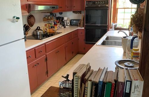 Onancock House | August & Labor Day Availability: Spend time on one of the Bay’s quiet creeks.