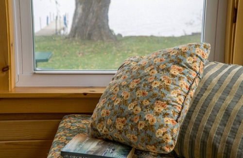 Honeoye Cottage | August/Sept.specials on newly remodeled cottage with AC. May also book 2664590