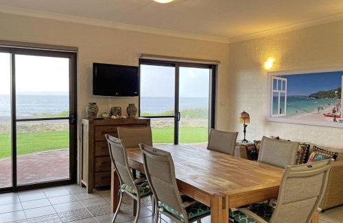 Augusta House | Augusta Beachfront - Watch the whales go by