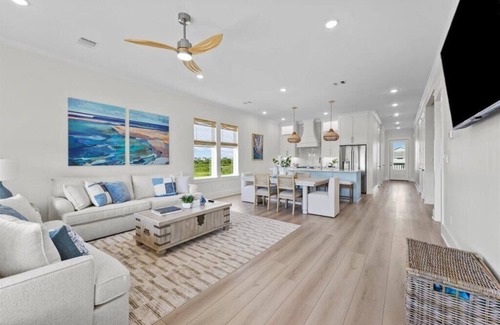 Isla Del Sol House | Augusta Greens