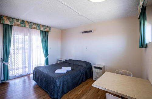 Augusta Hotel | Augusta Hotel Motel