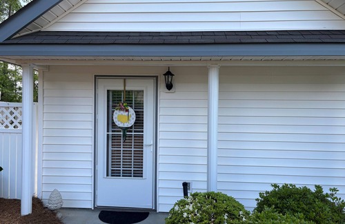 North Augusta Cottage | AUGUSTA NATIONAL WOMEN'S AMATEUR & MASTERS RENTAL - SIX MILES FROM THE NATIONAL