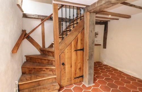 Kneesall House | Auld Cottage