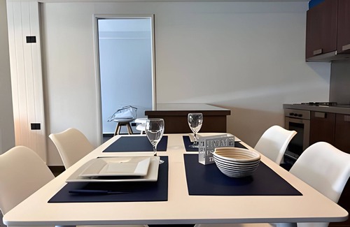 Province of Tierra del Fuego House | Aunaisin - Central, warm, sea view.