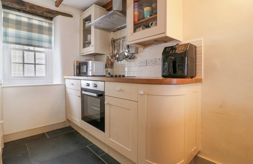Port Isaac Cottage | Aunt Dora's