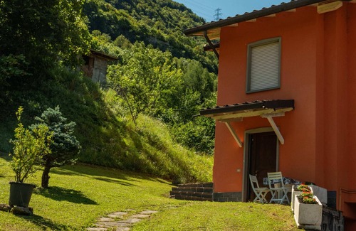 Monasterolo del Castello Apartment | Aunt Maria's - Torrezzo Apartment. Your terrace on Lake Endine