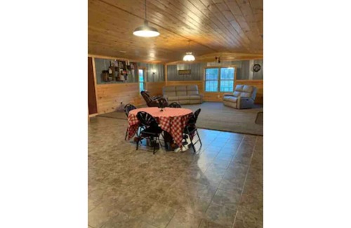 Etoile House | Aunt Sharon’s Bungalow