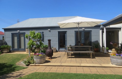 Waterhouse Cottage | Aunty Annie's Historic Cottage