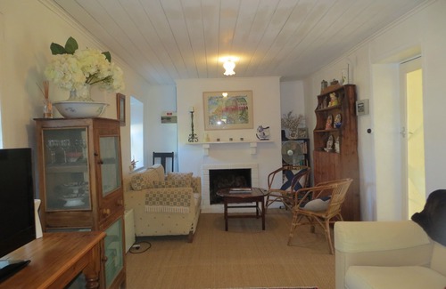 Waterhouse Cottage | Aunty Annie's Historic Cottage
