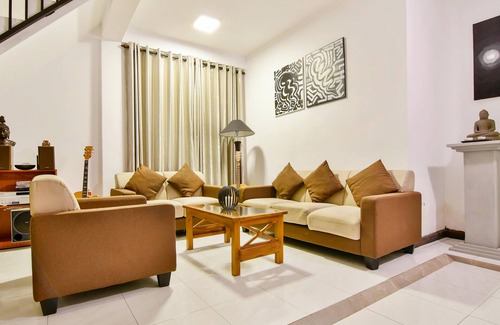 Kandy House | Aur Blanc