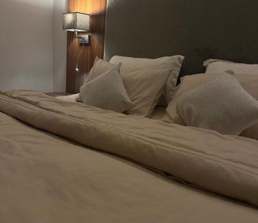 Al-Rawdah Apartment | Aura Apartment Al Rwdah