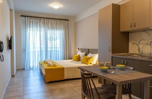 Keramoti House | Aura Apartments