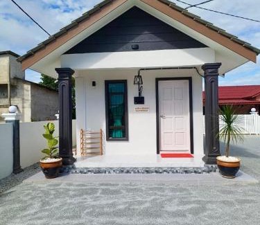 Setiu House | Aura Beach Homestay