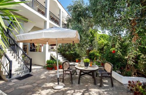 Potos Apartment | Aura House