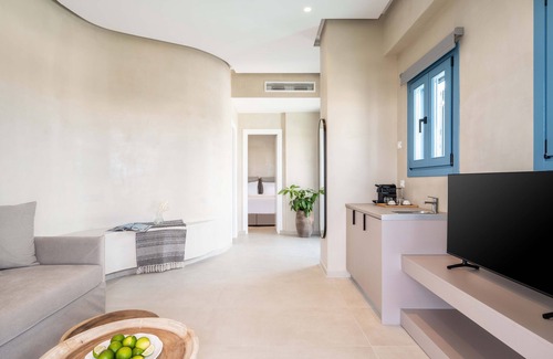 Naousa RV Rental | Aura Suites Paros