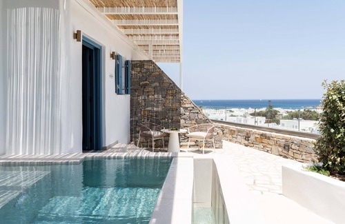 Naousa RV Rental | Aura Suites Paros
