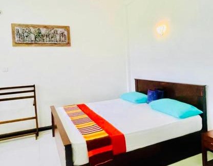 Polonnaruwa Hotel | Aura Villa