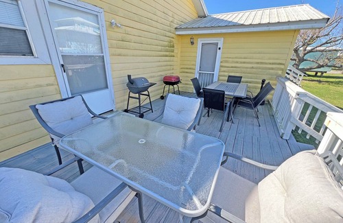 Grand Isle House | Auralee Unit 2 - Beach Access - Island Realty