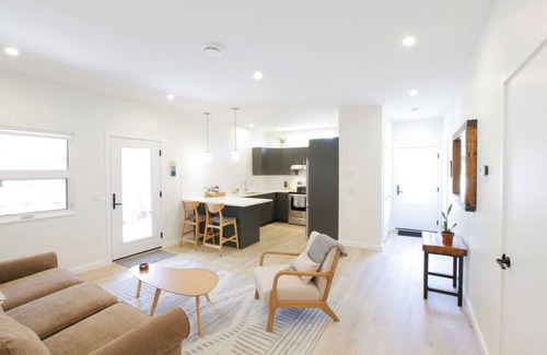 Tofino Apartment | Aurelia Guest Suite and Sauna