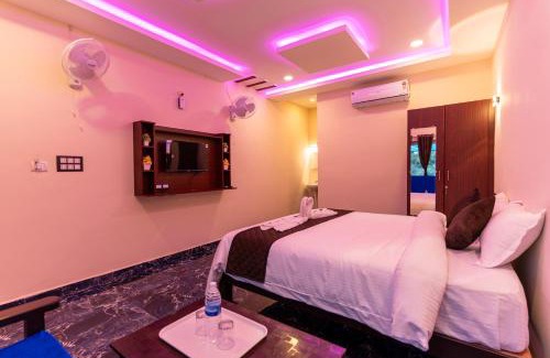Bommayapalayam Hotel | Auro Beach Resort