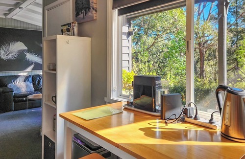 Hepburn Springs Apartment | Aurora Cottage at Hepburn Mineral Springs Reserve