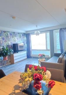 Vantaa Apartment | Aurora Home Kivistö 1-bedroom apartment for up to 8 near Helsinki Vantaa Airport and Helsinki city center