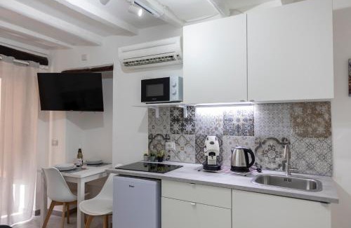 Old Town Apartment | Aurora House Suite