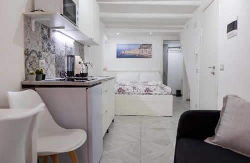Old Town Apartment | Aurora House Suite
