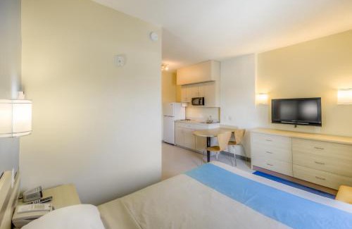 Estevan Hotel | Aurora Inn Estevan