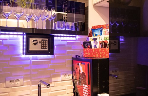 Vozdovac Apartment | ★ Aurora Lux Apartment ★ Sauna✔ Jacuzzi ✔Massage✔