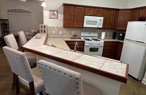 Hammond House | Aurora Place hosted by Andi