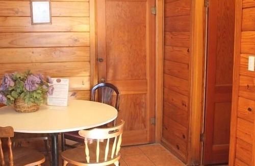Aurora Hotel | Aurora's Kentucky Lake Cottages
