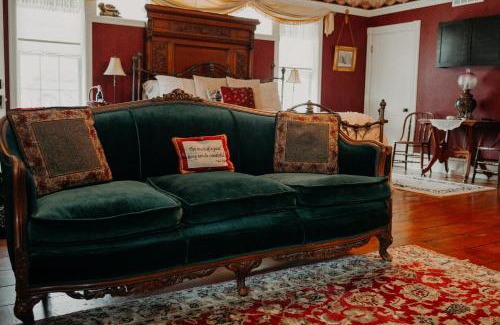 Stillwater Hotel | Aurora Staples Inn