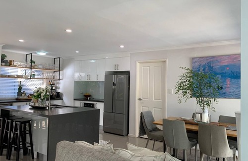 Forest Lake Villa | Aurora Villa
