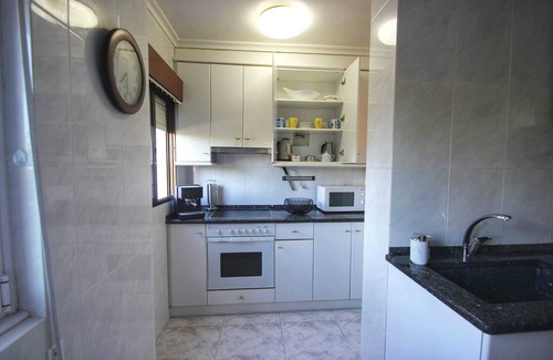 Bermeo Apartment | Aurrekoetxea 36 Vacation Rental - Talako Izarra