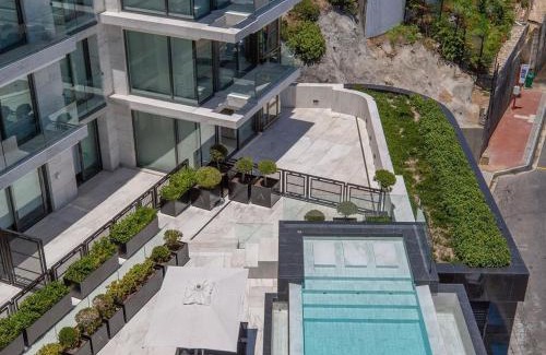 Bantry Bay Apartment | Aurum 501 and 101