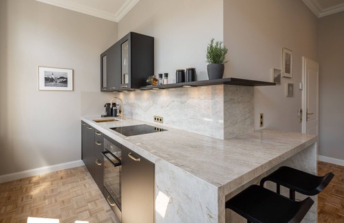Wuerzburg Apartment | Aurum Suite - Luxurious City Apartment
